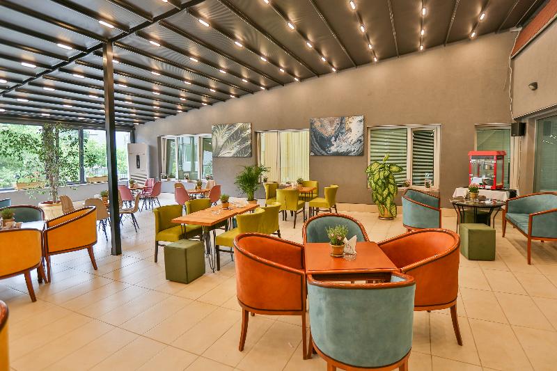 فندق Terra Europe Brontes