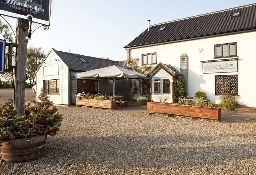 فندق Marsham Arms Inn