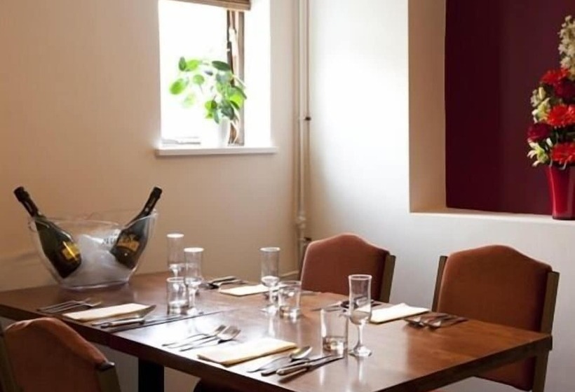 فندق Marsham Arms Inn