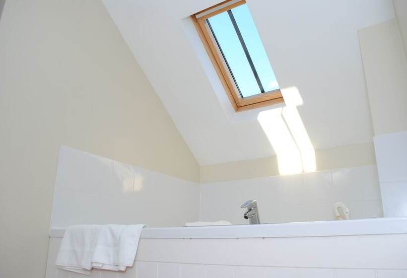 فندق Marsham Arms Inn