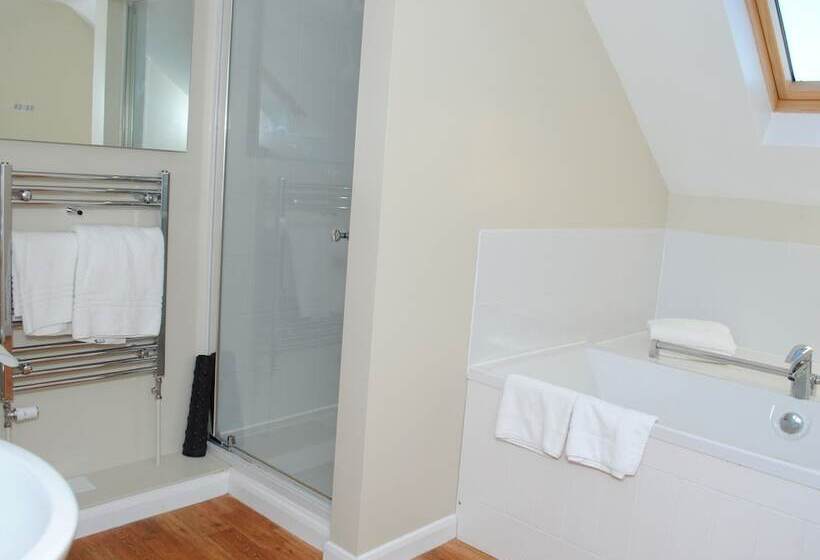 فندق Marsham Arms Inn