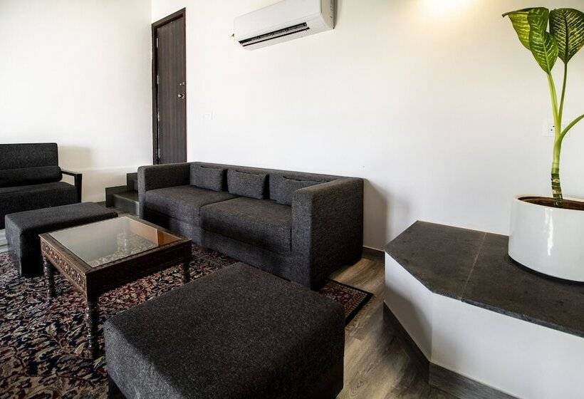 בית מלון כפרי The Saneer Jaipur