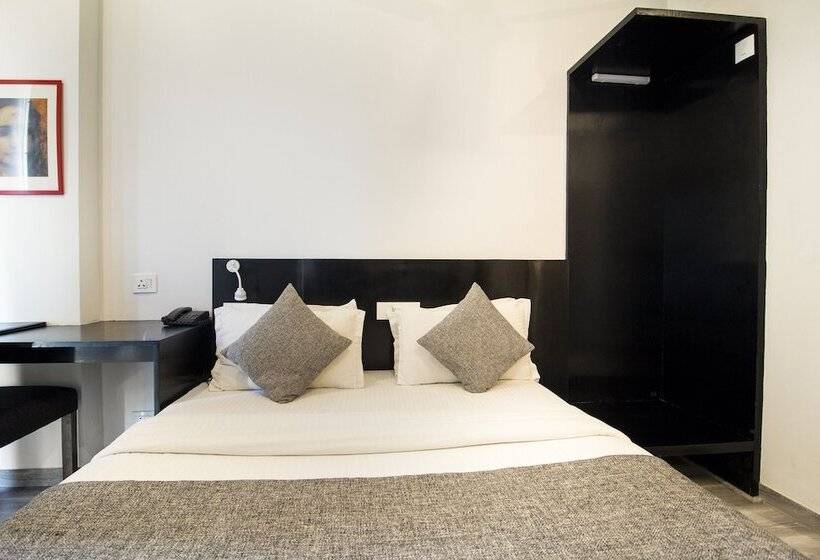 בית מלון כפרי The Saneer Jaipur