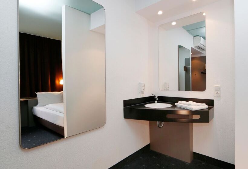 מוטל B&b Hotel Berlin Dreilinden