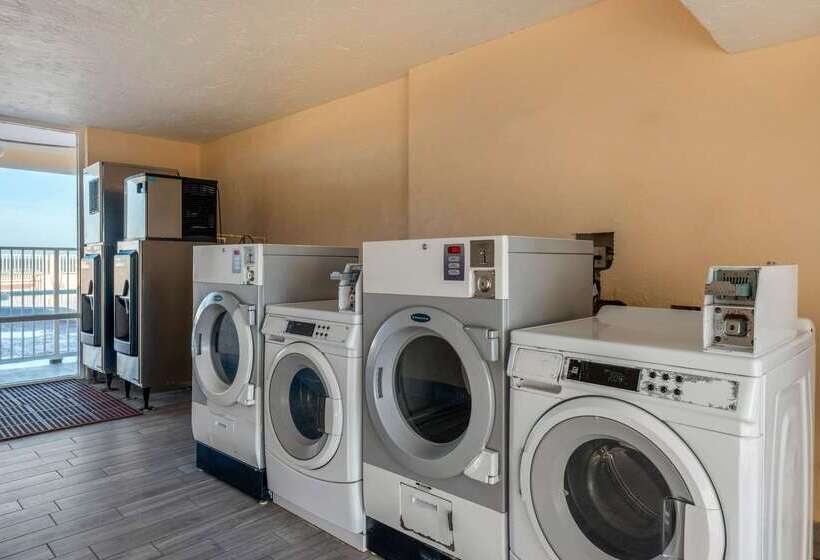 فندق على الطريق Quality Inn Daytona Beach Oceanfront