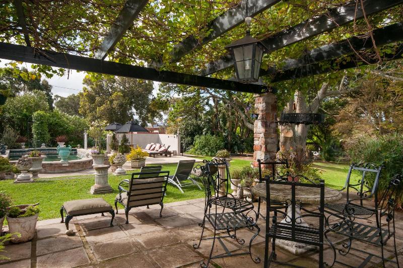 펜션 Forest Hall Guest House