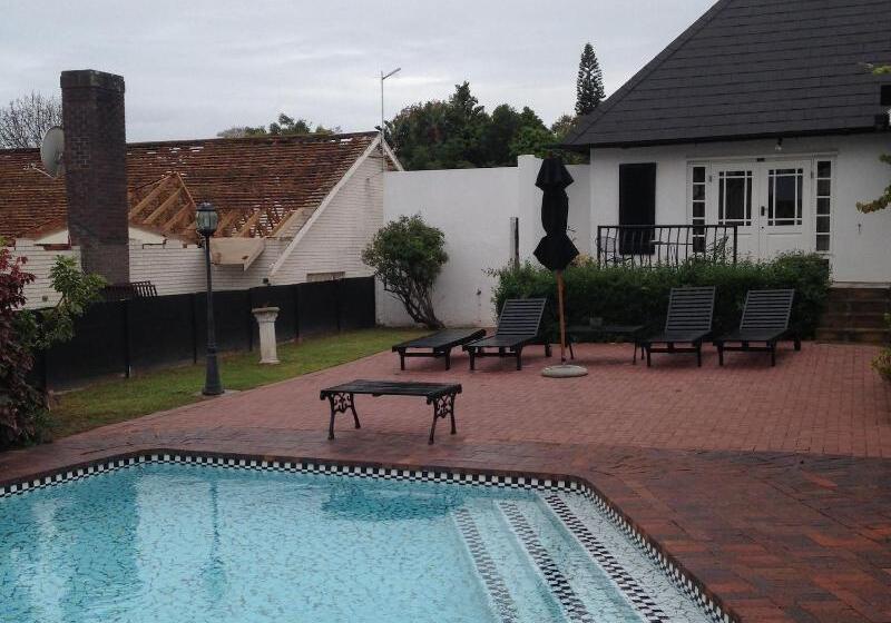 펜션 Forest Hall Guest House