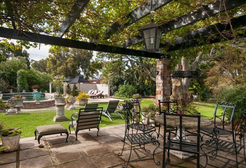 펜션 Forest Hall Guest House