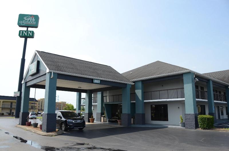 פנסיון Clarksville Inn