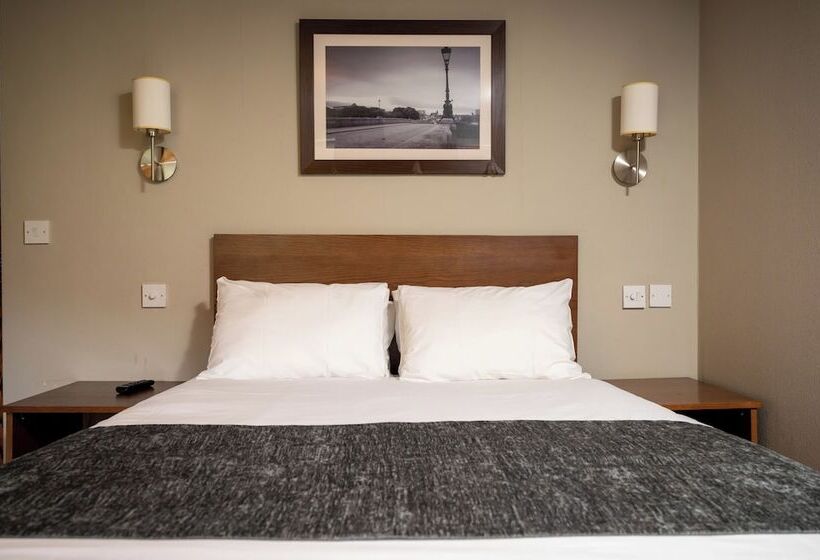 ペンション The Wellington