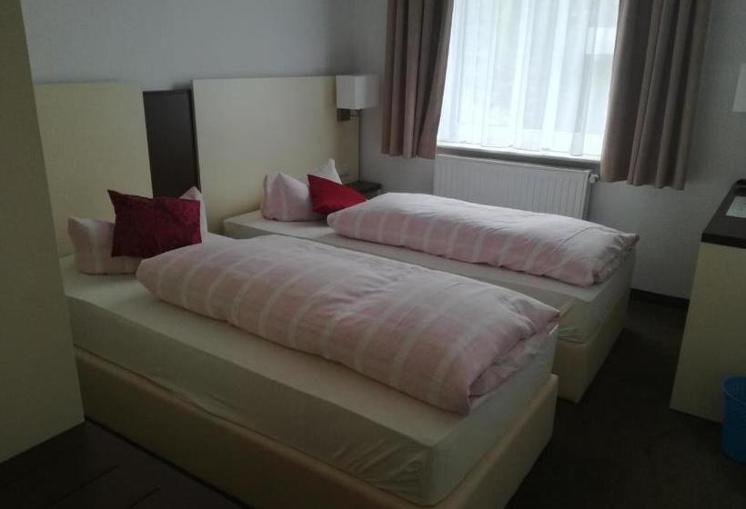 펜션 Zeesener Gasthof