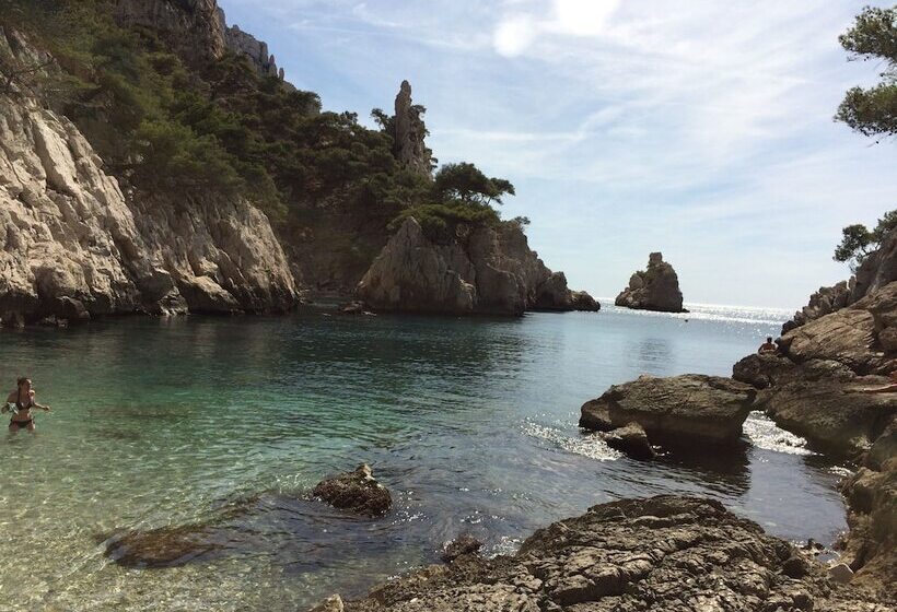 Residence Services Calypso Calanques Plage