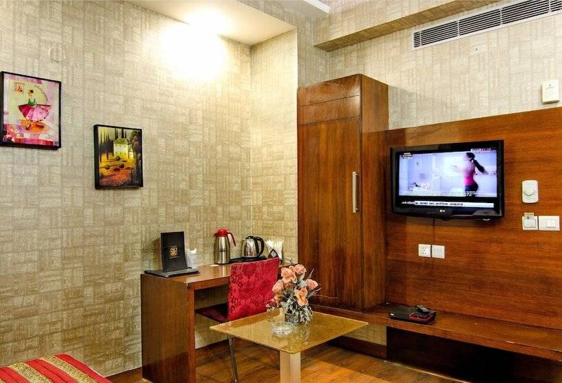 Резиденция Omega Residency