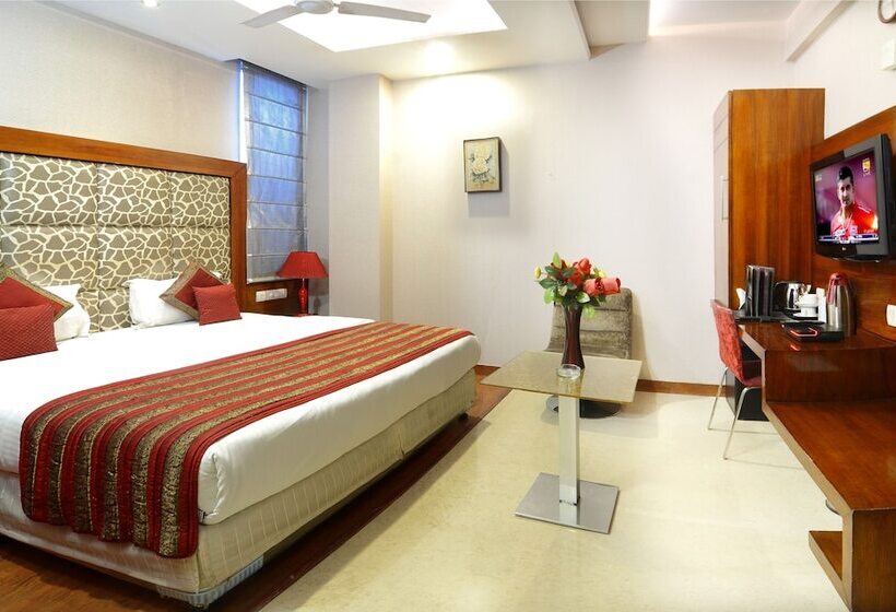 Резиденция Omega Residency