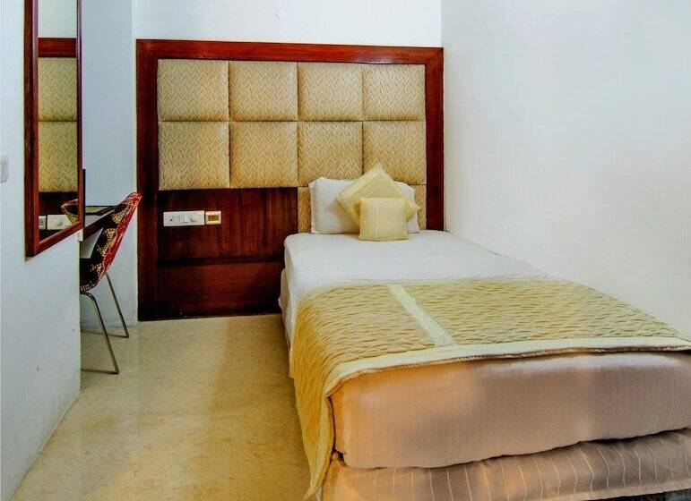 Резиденция Omega Residency