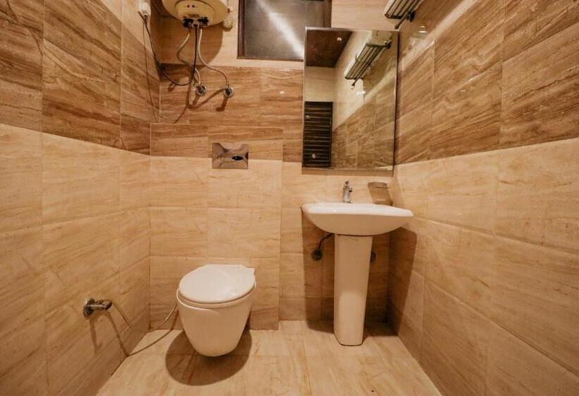 Резиденция Omega Residency