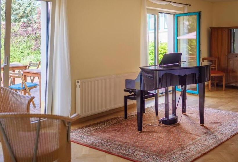 Seepark Hotel Am Wandlitzsee