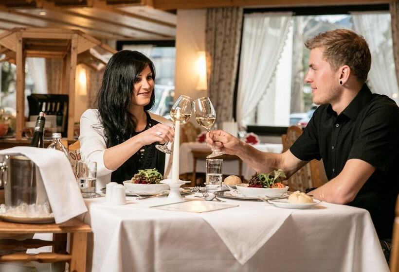 Sporthotel By Alpenlodge