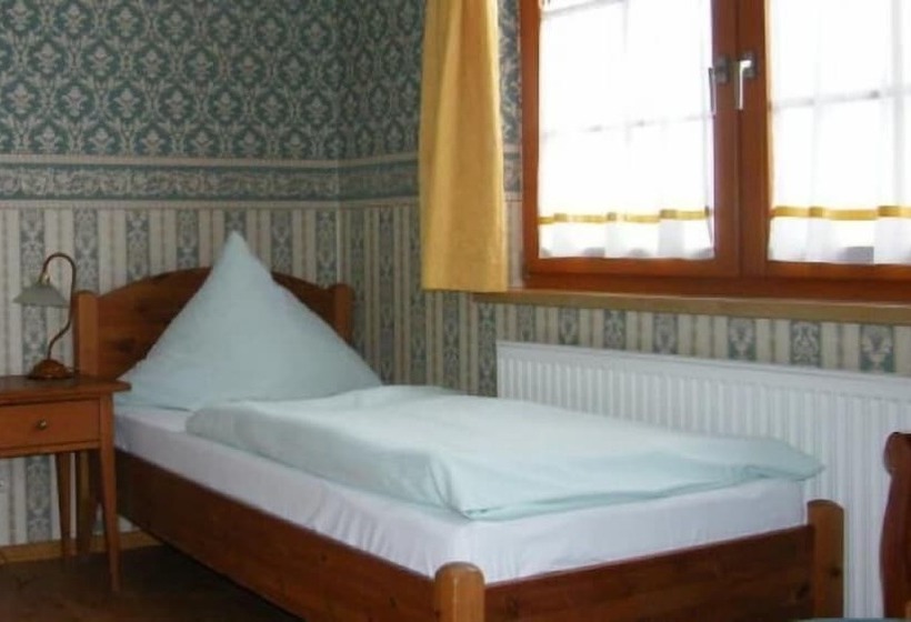 Und Restaurant Landhaus Hönow Ohg