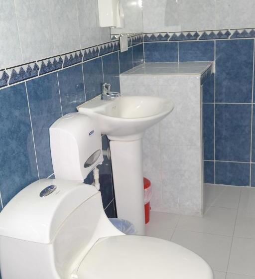 Comodas Habitaciones Hotel Bucaros