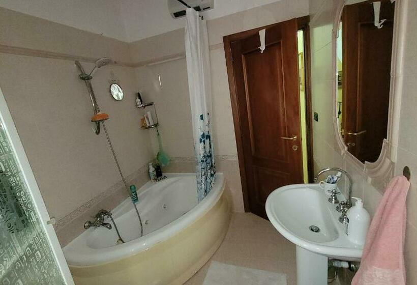 بنسيون Dea Maja