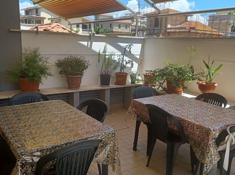 膳宿费 Mondo House