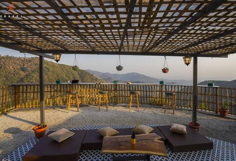 Общежитие Zostel Banikhet