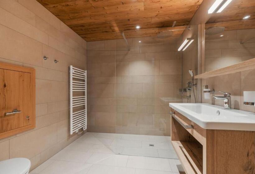 مبيت وإفطار Alpinresortmontafon Garni