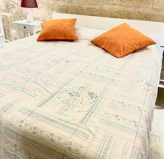 تختخواب و صبحانه Principe Amedeo