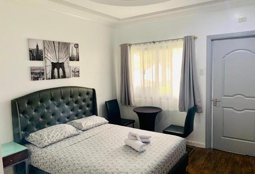 בית מלון כפרי 3 Peaks Resort & Boutique