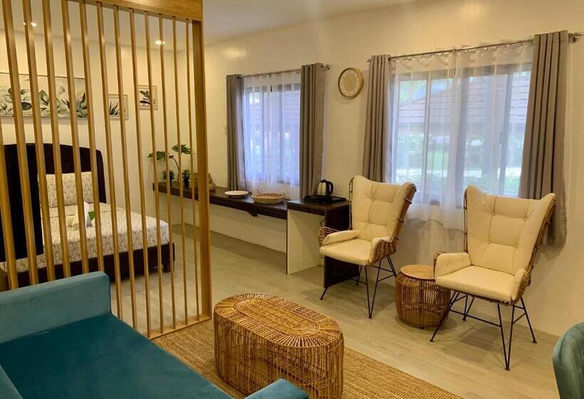 בית מלון כפרי 3 Peaks Resort & Boutique