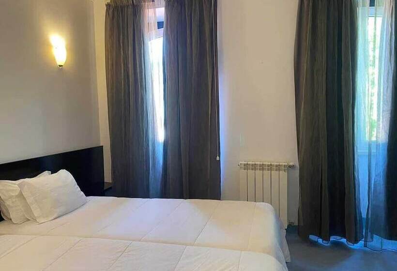 בית מלון כפרי Al & Snack Bar éden