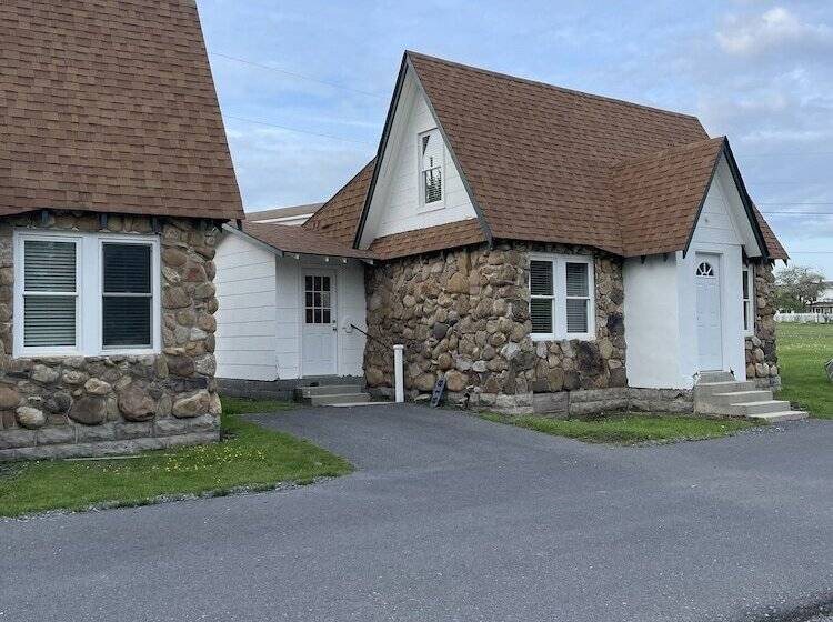 فندق The Alpine Lodge