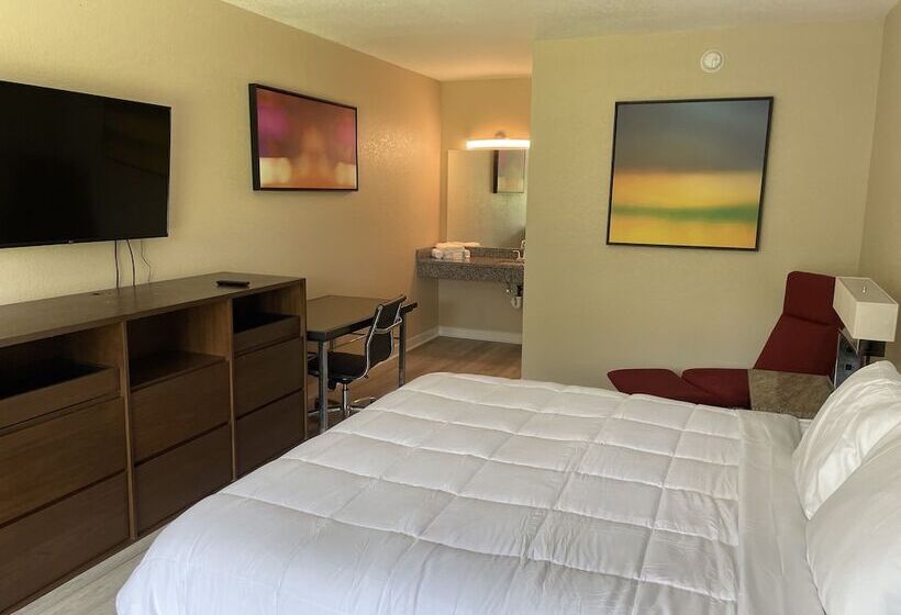 فندق Econo Lodge