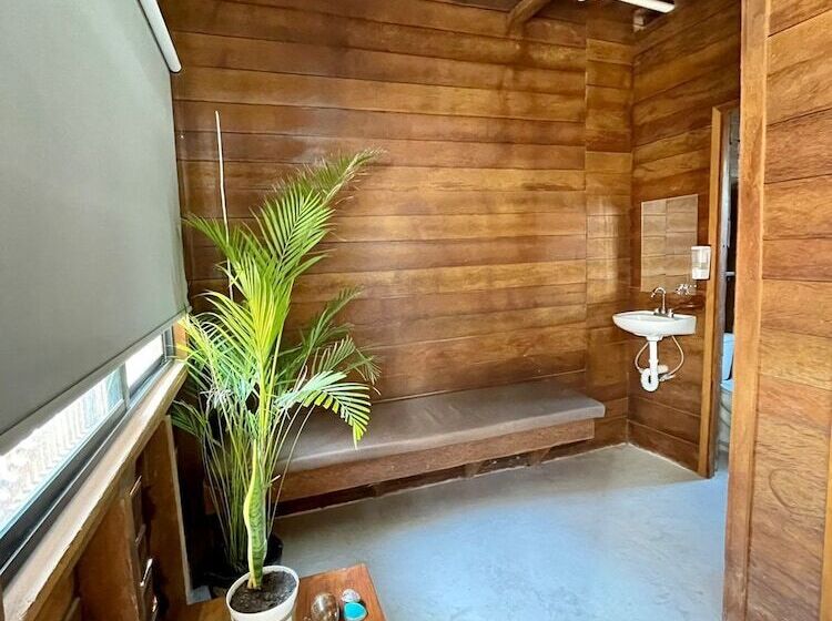 酒店 Cabañas La Caleta