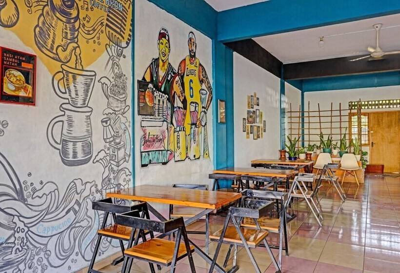 ホテル Collection O 91499 John Lebron House