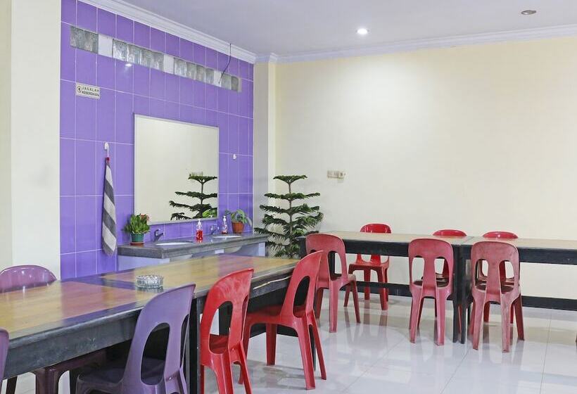 Collection O 91517 Hotel Gajah Mada Soe