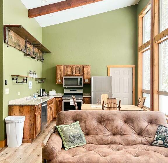 فندق Cranberry Inn