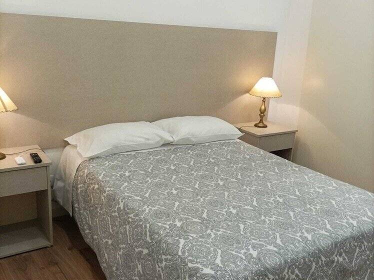 هتل Hospedaria Londres