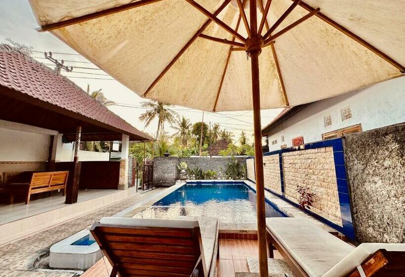 فندق Kawi Penida Room