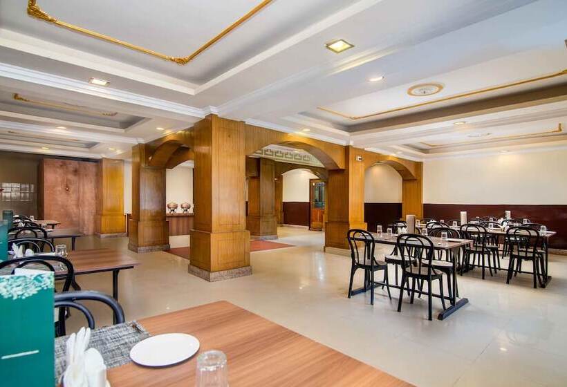 هتل Muscatel Bhumsang   200 Mts From Mall Road