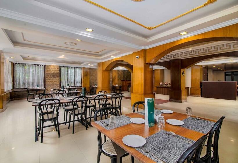 هتل Muscatel Bhumsang   200 Mts From Mall Road