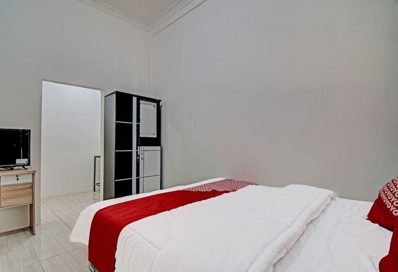 ホテル Oyo 91505 Elif Homestay Syariah