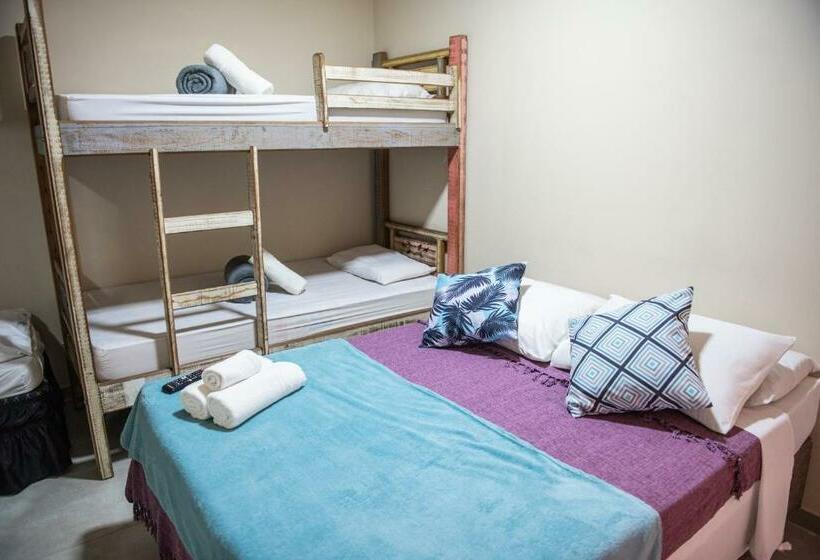 בית מלון כפרי Pousada Casa Rosada Ilhabela