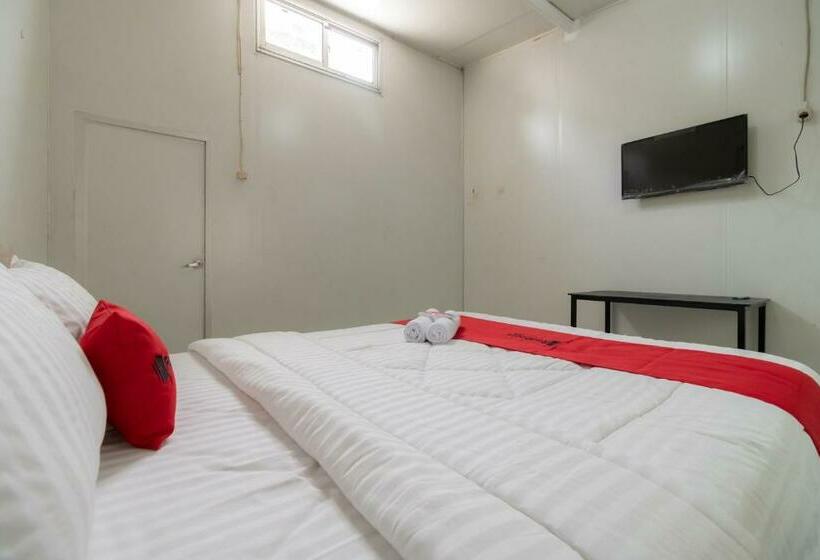 酒店 Reddoorz @ Taman Green Legon