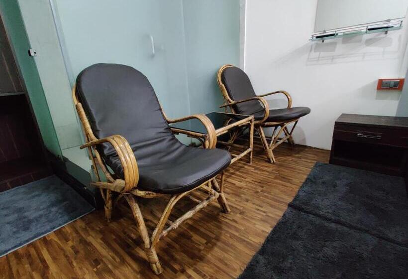 فندق Regina S Place