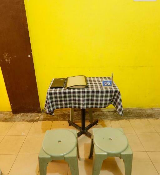 酒店 Spot On 91512 Siantan Anambas Syariah