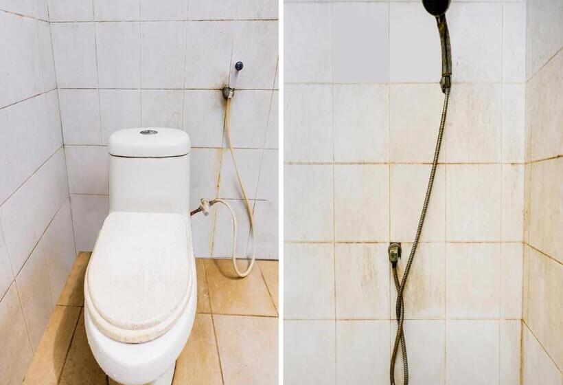 酒店 Spot On 91512 Siantan Anambas Syariah