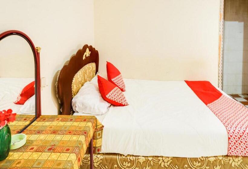 酒店 Spot On 91512 Siantan Anambas Syariah