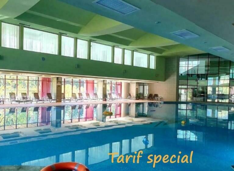 ホテル Vila Condor